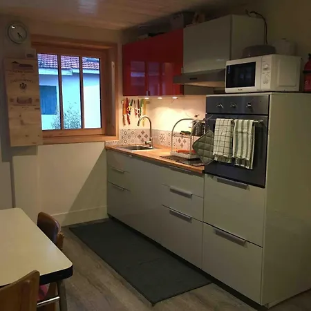 Maisonnette Claouey 100m Du Bassin Сasa de vacaciones
